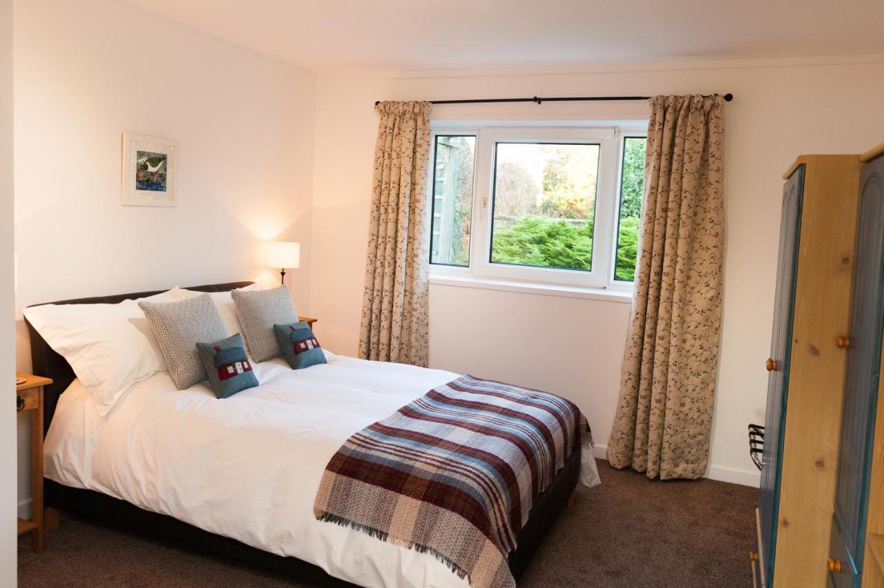 An Cala Beag Self Catering Apartment On The Waternish Peninsula Hallin 외부 사진